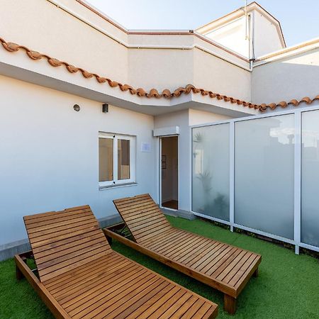 The White Flats Les Corts Apartment Barcelona Bagian luar foto
