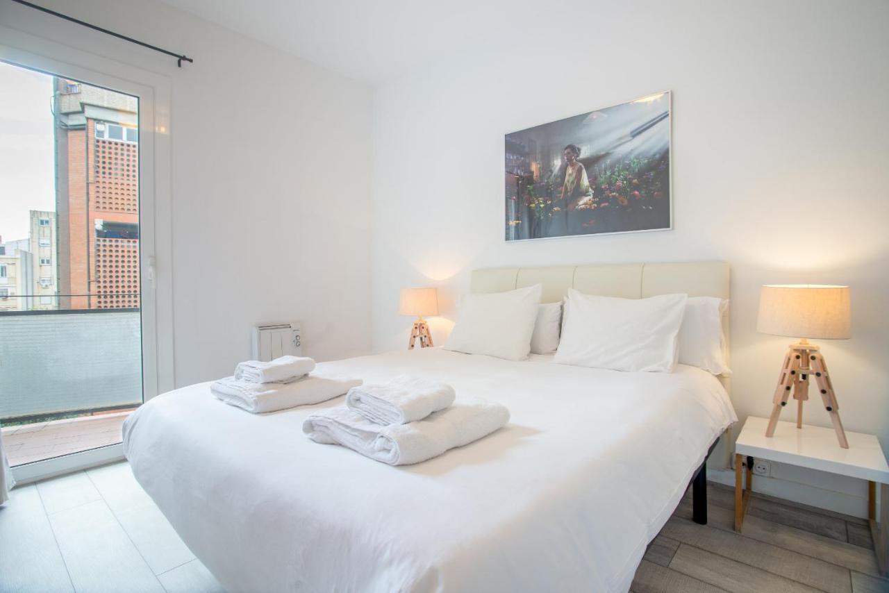 The White Flats Les Corts Apartment Barcelona Bagian luar foto