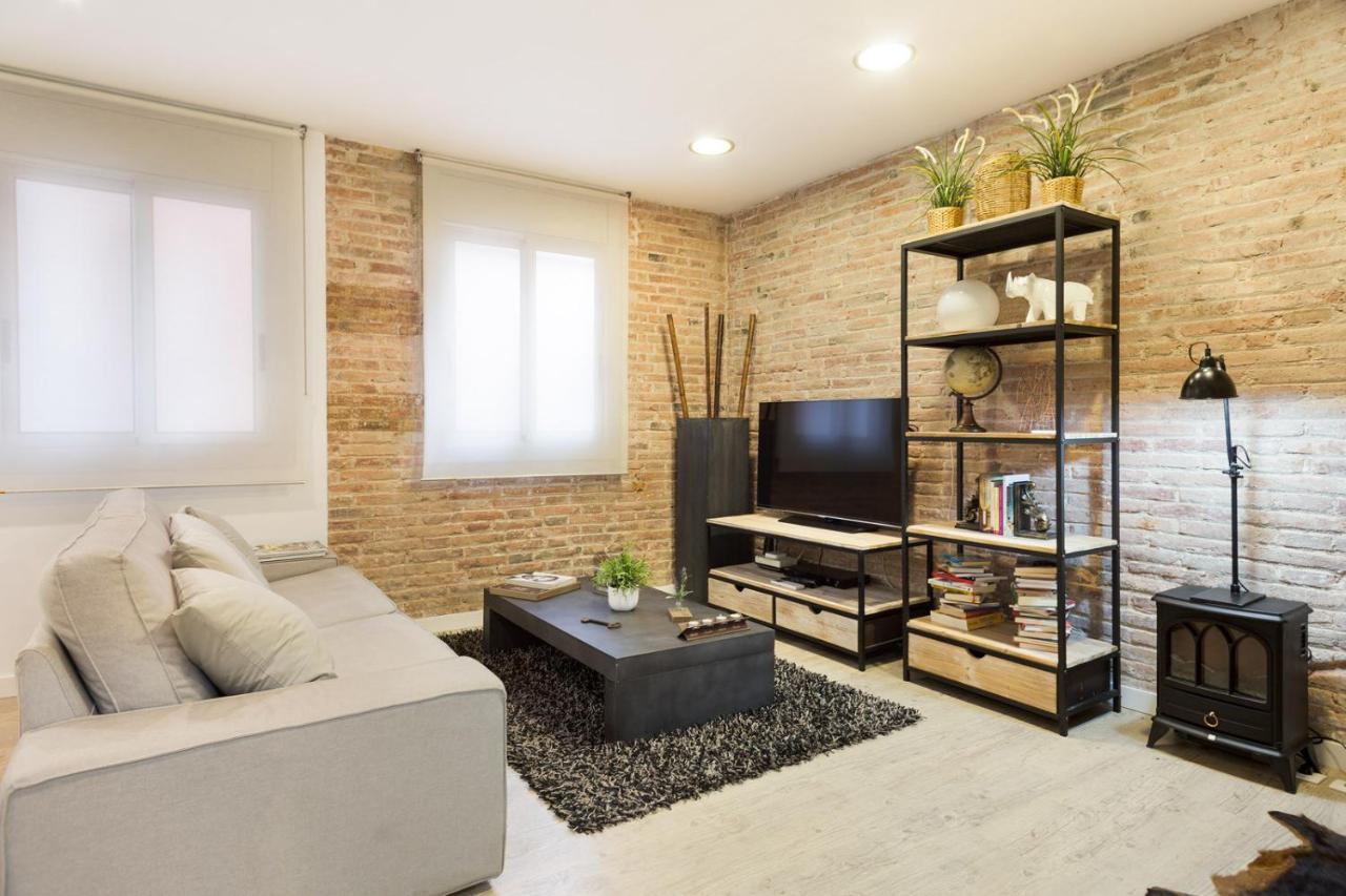 The White Flats Les Corts Apartment Barcelona Bagian luar foto
