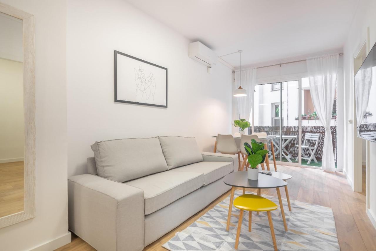 The White Flats Les Corts Apartment Barcelona Bagian luar foto