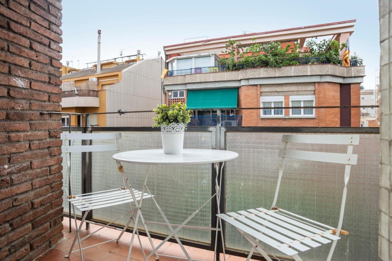 The White Flats Les Corts Apartment Barcelona Bagian luar foto
