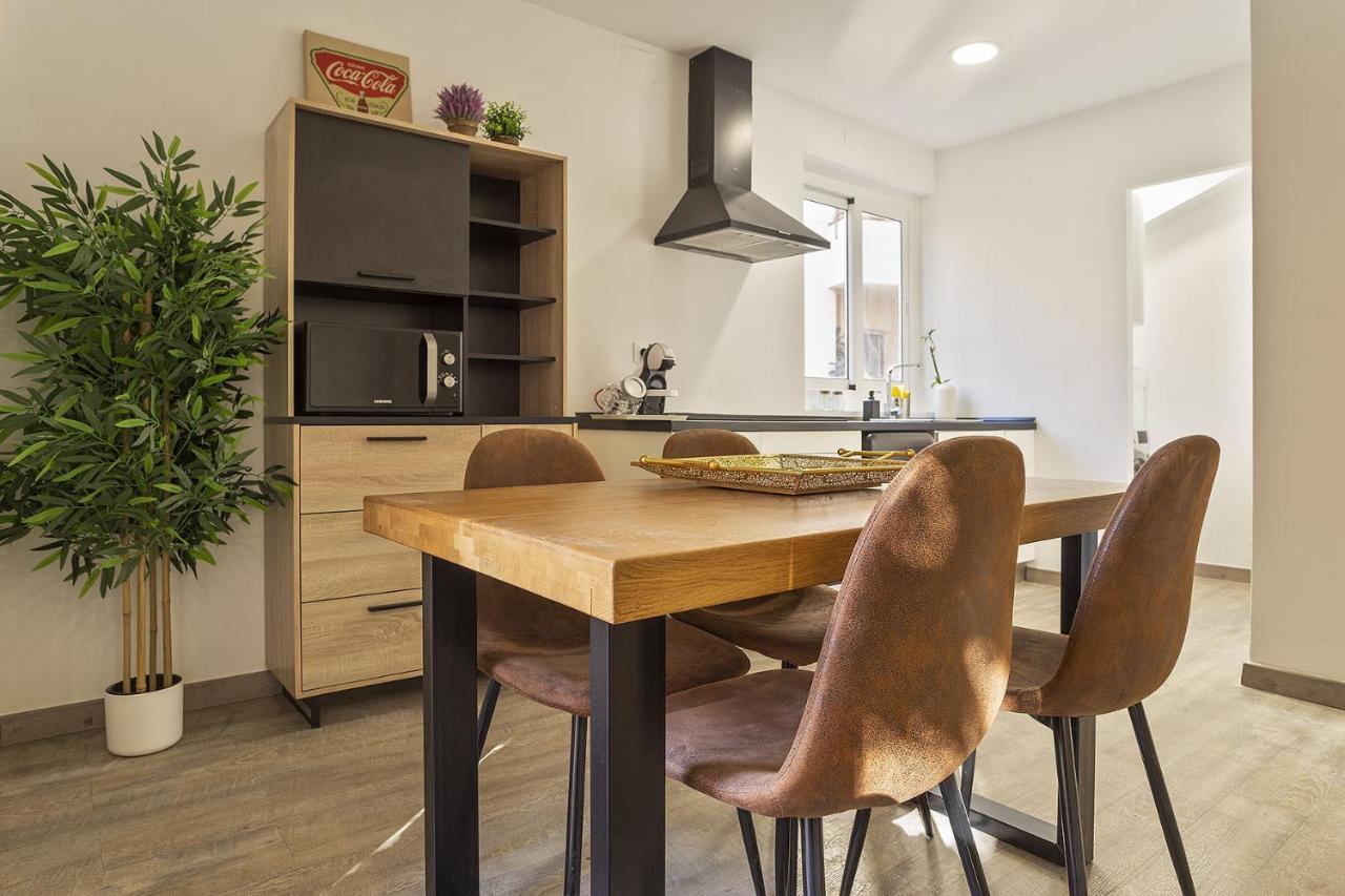 The White Flats Les Corts Apartment Barcelona Bagian luar foto